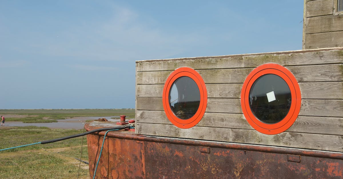 FAQs About Emergency Window Installation in Gold Coast