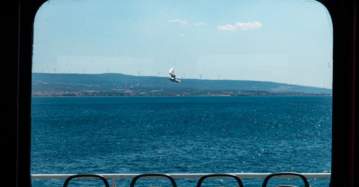 How Laminated Glass Enhances Indoor Comfort in Gold Coast