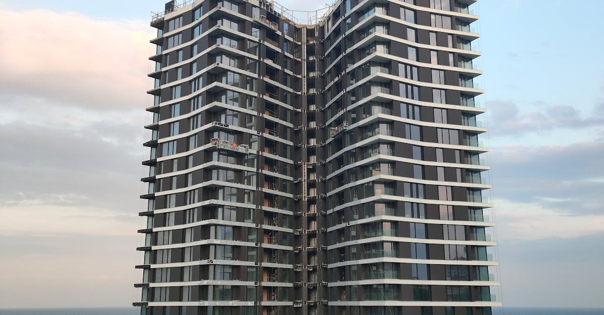 Understanding the Manufacturing Process of Laminated Glass